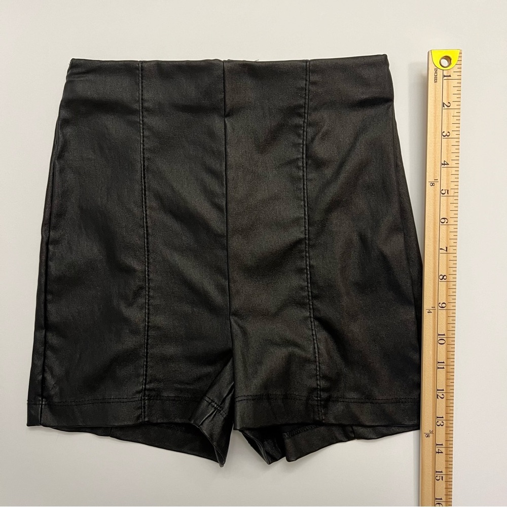 4 Pairs of Akira Shorts Size Small BUNDLE - Picture 14 of 15